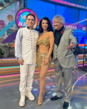 Fabián Chávez Instagram - ¡ @fabianchaveztv, @ferk_q y @jojojorgefalconoficial se convierten en los nominados de esta semana en #LaAcademiaVLA! 😬🎤🎶✨ Vota por tu favorito desde la App TV Azteca En Vivo. 📱
