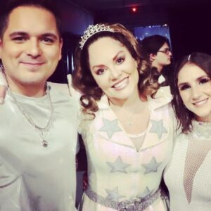 Fabián Chávez Instagram - 'Todo niño es un artista, porque todo niño cree ciegamente en su propio talento. La razón es que no tienen ningún miedo a equivocarse... Hasta que el sistema les va enseñando poco a poco que el error existe y que deben avergonzarse de él' (Ken Robinson).