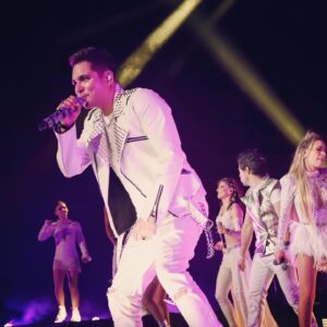 Fabián Chávez Instagram - Lazos que unen vidas, lazos que dan amor…

Fotos: @soy_alanhdez