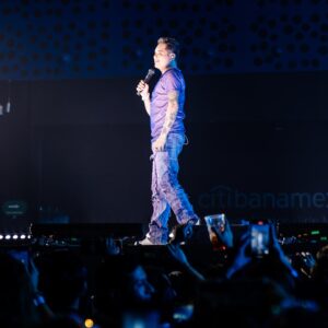 Fabián Chávez Instagram - Arrancamos la gira de @2000sxsiempre con todo en el @pepsicenterwtc Gracias a todo el público.
Pendiente de nuestras siguientes fechas.