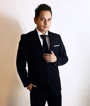 Fabián Chávez Instagram - Noche de boda en Monterrey!

Gracias por vestirme: @christian_flores_ai