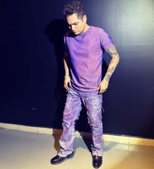 Fabián Chávez Instagram - Gracias @cklassoficial por ser parte de la noche mágica que vivimos en el concierto de @2000sxsiempre y darle el toque Perfecto a mi outfit.

Dale click al sig link y conoce el catálogo. 

https://cklass.com/pages/catalogos?utm_source=INVIERNO23&utm_medium=Cklass&utm_campaign=FABIANCHAVEZ&utm_id=FABIANCHAVEZ&utm_term=INVIERNO23&utm_content=FABIANCHAVEZ