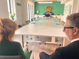 Fabio Fazio Instagram - “Luciana, che dici, dopo i pesci dell’acquario prendiamo anche il tavolo?”

- @fab.fazio e @lucianinalittizzetto e le opportunità da cogliere da Warner Bros Discovery.