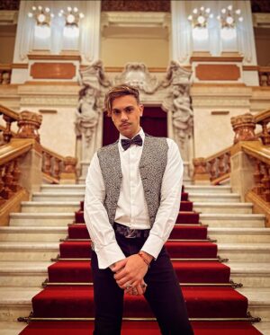 Fabio Rabello Instagram - A Night at the Opera 🕰️🎻