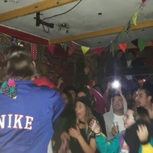 Fabiola Alarcón Instagram - celebrando abril ♡ 
gracias a todxs x hacer que fuera tan bacan :) graxias la serena 4-20