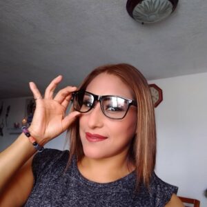 Fabiola Balbuena Torres Instagram - Vive tu vida, como la quieras vivir, Fuera gente Toxica! 😛😛