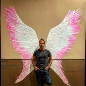 Fabrice Sopoglian Instagram - Même au milieu de nulle part elles me poursuivent ... 😇