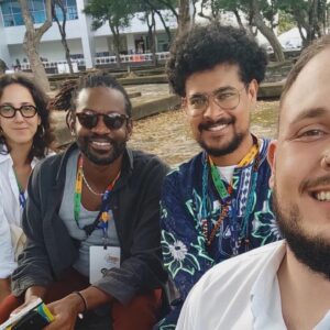 Fabrício Boliveira Instagram - Foram passos no futuro. ✨✨Deixamos pra trás toda anti-verdade e  encontramos as necessidades. Inclusão das Humanidades. ✨✨Todas / todos / Todes / todxs, um Brasil querente, desejoso e ativo. Mulheres, muitas mulheridades, incluindo pouquíssimes bolsonaristas , votades popularmente,todes, pra estarem lá. Sem fakes o Brasil é FODAAA 🇧🇷!! Orgulho renovado e aprendizados nas mangas sabor esperança. ACESSIBILIDADE!!! Não esquecerei jamais. 2% pra cultura tmb. Ribeirinhas, Indígenas, Ciganas, ialorixás, escuta pras crianças, povos nômades e suas complexidades; e combate ao etarismo. Vamos chegar lá! Obrigado 4 Conferência Nacional de Cultura, agradecido por cada encontro, vamos com tudo @minc, SAV e  @funarte ✨✨✨✨✨✨✨ 🇧🇷