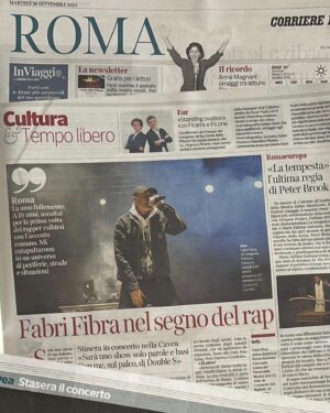 Fabrizio Tarducci Instagram - Sold out ieri sera a Roma per l’ultima data del tour, l’Auditorium era in fiamme! Grazie a tutti voi che avete cantato, urlato e fatto i cori da sotto il palco. Grazie @friendsandpartners @bigpicturemgmt @pier_castellini @winston.adom @maisappeal @teoberlin @friggy @theo_riginalone @pitcholee @rockdreamsrl per averlo reso possibile.