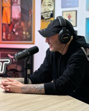 Fabrizio Tarducci Instagram - Sono il nuovo ospite di @bsmt_basement grazie @gianlucagazzoli per la bella chiacchierata. Fuori domani alle 12:00 sul canale YouTube di BSMT