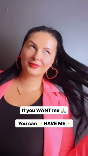 Faith Elizabeth Instagram - Can we take a moment to appreciate ✨STRONG FEMALE CHARACTERS✨ 

THANK YOU to everyone out there writing (& fighting for) women to have better roles (NO I don’t want to apply for yet another casting titled “wife” or “girlfriend”. 🥱 

So, in search of better casting opportunities- I’ve come to realise it’s easier to find juicy, complex, female villains (or anti-hero’s) than the same depth in female hero’s! 🙏🏼

The Baddies also often have a little spiciness- that is totally a bit of me 😆

Not to mention some of the women on screen I love the most also sit on the bad side! (Harley Quinn 🃏😆) 

I’d love to know your favourite strong female characters below! 🗯️🙏🏼🩷

@mycontentcalendar_ #insanereelschallenge 
#actress #castingcall #strongfemalecharacters #strongfemalelead #indiefilm #bafta #oscars2024 #britishfilm #bfi #britishfilminstitute #filmfinance #brightonactors #brightonactorsnetworking #englishfilms #shortfilm #shortfilmfestival