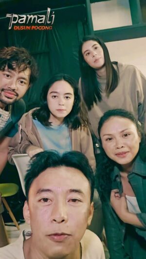 Fajar Nugra Instagram - Nah, ininih jawaban semua  pertanyaan netizen “Kalau nonton Pamali : Dusun Pocong, harus nonton yang pertama gak?” Jawabannya Gak sama sekali ya, karena cerita Pamali 1 sama Pamali : Dusun Pocong itu beda banget!
Kali ini kita akan angkat dari Game Pamali : The Tied Corpse!
Jadi Pastiin kalian nonton tanggal 12 Oktober 2023! Di seluruh Bioskop Indonesia!!! 

#PamaliDusunPocong #PamaliMovie #KorbanPamali #FilmPamali #LytoPictures #filmindonesia #filmlokal #pamali #horor #pocong