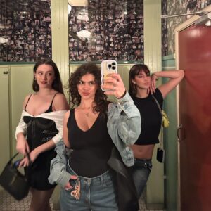 Fallon Smythe Instagram - no borax, no glue