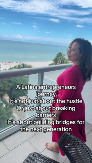 Fanny Veliz Grande Instagram - This journey of entrepreneurship is better when we uplift each other #latina #entrepreneur #community