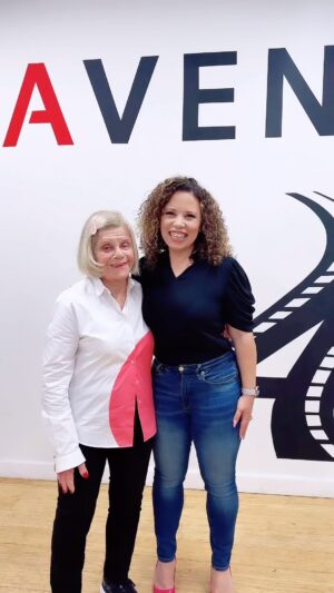 Fanny Veliz Grande Instagram - Talking about representation with powerhouse former agent to the star and my personal shero Nicole David! Wefunder.com/Avenida #latina #latino #representationmatters #hollywood