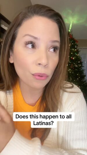 Fanny Veliz Grande Instagram - Totally off brand but I’m just curious if this happens to other Latinas too #latina #latinas #shopping #holidayshopping