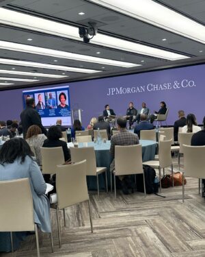 Fanny Veliz Grande Instagram - Thank you to @jpmorganchase for inviting Avenida to your Inclusive Capital Summit and for all you do to uplift diverse founders. Latino founders in the US only get 1% of VC funding and in order to grow a business access to capital is essential. We applaud your efforts to close the gap and bring awareness to the inequality in the system and the opportunity to invest in underrepresented entrepreneurs #entrepreneur #media #latinoownedbusiness #hollywood #representationmatters