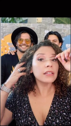Fanny Veliz Grande Instagram - GRWM during one of the most important week for Latinos in Hollywood. I’m standing with my fellow sag-aftra members and to elevate our stories #supportlatinocreatives #sagaftrastrong