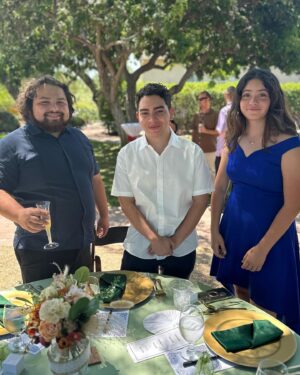 Fanny Veliz Grande Instagram - My hubby @nelson_grande married our nephew Nelson and his new wife Kayla today. Love having all three kids together. At the end of the day, family is the most important thing #love #wedding #familia