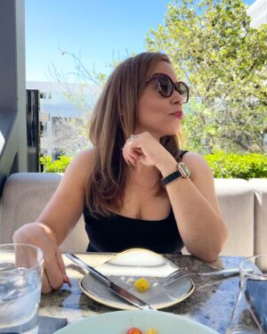 Fanny Veliz Grande Instagram - Finally enjoying the LA weather I love ❤️ I know we need the rain but can it wait till winter? 😆 #california #losangeles #summertime r