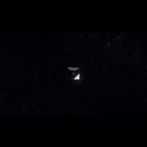 Farhad Aslani Instagram - اکران فیلم متری شیش و نیم از فردا آغاز می‌شود دم شما گرم برای حمایت تون پیش پیش 😊

@navidmohamadzadeh 
@saeedroustaee 
@jamalsadatian 
@metrishishonim
@paymanmaadi