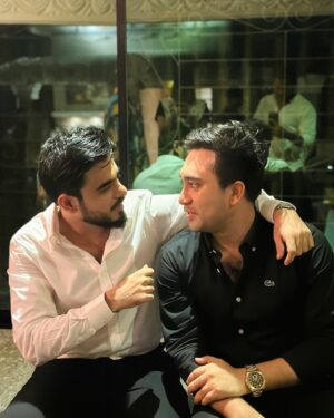 Farhan Ahmed Jovan Instagram - Black shines brighter with White 
🖤🤍

Antarjaal striking soon in the theaters