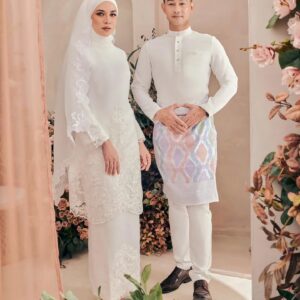 Farid Kamil Instagram - Seronok merasa pakai Baju Pengantin sekali lagi ni..❤️ @hijabista.hub