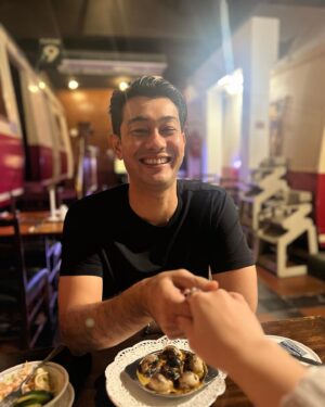 Farid Kamil Instagram - Back to our dating spot for our Anniversary 💘