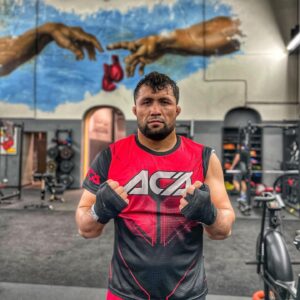 Faridun Odilov Instagram - Проявляя терпение, вы ощущаете горечь. Но плоды терпения будут слаще меда.