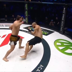 Faridun Odilov Instagram - 🇹🇯Нокаут! Боец @GorillaFighting Фаридун Одилов вырубил соперника в первом раунде.

Теперь серия бойца состоит из двух побед в АСА. Ждем выхода в гран-при!

💥Поздравляем болельщиков из Таджикистана: подпишись на @GorillaFighting и будь в курсе всех новостей!

#GorillaFighting #GorillaEnergy #Единоборства