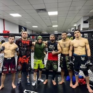Faridun Odilov Instagram - Время ответить на все вопросы..🥷🏻#вместемысила💪 @gorillafighting @gorillaenergy @iamfighter.store