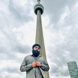 Fateh Doe Instagram - Swipe right for a trip down memory lane…

Toronto, see you tonight @ the Velvet Underground ❤️🙏🏾

Toronto and the amazing people I’ve met here have played a huge part in my music career and life. Where I am today is honestly a dream come true.