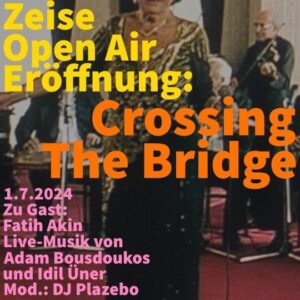 Fatih Akin Instagram - Wir freuen uns auf die große Eröffnung unseres Zeise Open Airs am 1.7. - und zwar mit "Crossing The Bridge"! Zu Gast: Regisseur Fatih Akin und mehr - und es gibt Live-Musik von Adam Bousdoukos und Idil Üner! Moderation: DJ Plazebo.
Infos & Tickets:
https://www.zeise.de/film/3326
Gemeinsam mit Fatih Akin reiste der Musiker Alexander Hacke in die türkische Metropole Istanbul. Ausgerüstet mit Bassgitarre, Mikrofon und einem kleinen Aufnahmestudio nahm er dort Street-Recordings mit einheimischen Künstlern auf.
Herausgekommen ist dabei ein ausgesprochen vielfältiges Porträt einer pulsierenden Metropole, dessen musikalisches Gesicht von Rock über HipHop bis zu klassischer "Arabesque-Musik" reicht.