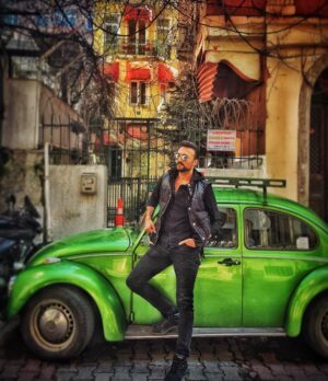 Fatih Ayhan Instagram - Döndük dolaştık yuvaya geri geldik...