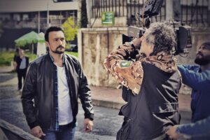 Fatih Ayhan Instagram - Karşısına aldı beni...