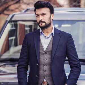 Fatih Ayhan Instagram - “BAHARI BEKLERKEN” Hafta içi her gün @beyaztv de. @yesilyapim @inter_medya @haciyatmazfilm @ozkankam