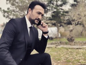 Fatih Ayhan Instagram - Aliyo. Tahtakale’de dolar nekkaar ?