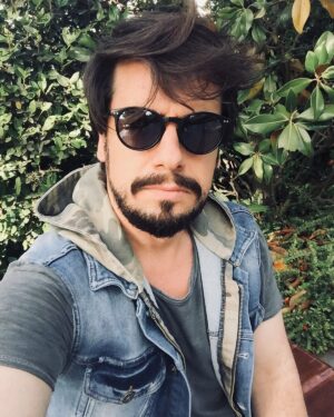 Fatih Doğan Instagram - Tatil bitti sakin ol ✋👊🤨😁 #summer #holiday #green #blue