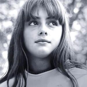 Fátima Campos Ferreira Instagram - Hoje 8, 9, e 10 de Junho. 
A filha do Luís e da Virgínia volta a estar na feira do livro.
“ O Infinito está nos olhos do Outro “ 
Av da Liberdade Editores 
Pavilhão VASP.B28 - livro do dia.