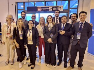 Fátima Campos Ferreira Instagram - Os portugueses no voo Papal