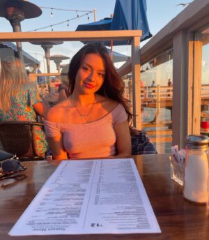 Fatima Ptacek Instagram - Happiest at sunset 🌅❤️