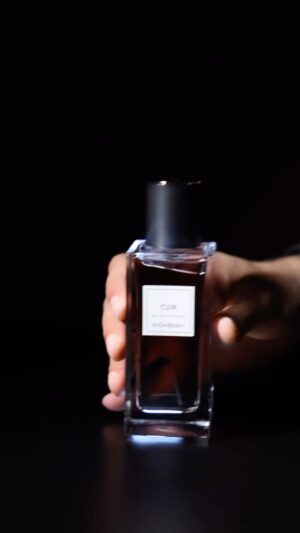 Fayez Bin Jurays Instagram - I’m wearing CUIR @yslbeauty Le Vestaire des Parfum collection 🖤 

#fragrance