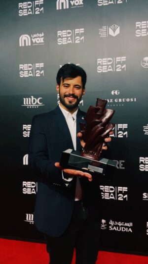 Fayez Bin Jurays Instagram - مبروك لعمل فلم Rupture

‎#مهرجان_البحر_الأحمر_السينمائي_الدولي 

🎥:@faisaltamim_

@redseafilm 
@fayez.jurays 

‎‏#photography #photoshoot #ksa #تصويري #jeddah_city #jeddah #saudiarabiap
‎#جدة #اكسبلور #لايك #explore #تصويري_احترافي #photoshoot #تيك_توك #foryou