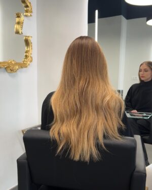 Federica Lucaferri Instagram - Da Milano, anzi da Atelier Milano with love ❣️ 

@davide_cdc
@ateliermilano_cdc 

Si, sono partita da Roma apposta per andare a fare il retouch del Degradè Conseil e un super trattamento ristrutturante. Swipe ultime due foto per vedere come li avevo. Ora sono felice ✨