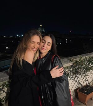 Federica Lucaferri Instagram - Ciao, siamo bellissimissimi ♥️

@martiregi 
@sebastiano.pigazzi