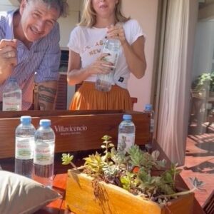 Federico Amador Instagram - Nos tenemos fé! 🙌🏻😂😍

Con mucha expectativa, armamos una huerta en casa para poder comer alimentos que vengan de nuestra propia cosecha y conectar con la naturaleza!

Siempre con @villavicencio que nos  energiza, fortalece y renueva!

 

#riquezaNatural #villavicencio