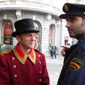 Federico D'Elía Instagram - Los Simuladores (España) me quedaba un poco grande la pilcha , no?