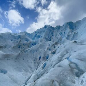 Federico Olivera Instagram - Texturas

@hieloyaventura 
@hotelkostenaike 
@elcalafatetierradeglaciares 

#patagoniargentina