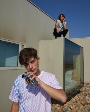 Federico Russo Instagram - Il profumo del deserto accompagnato dalla nuova fragranza di @pacorabanne Phantom. Il risveglio dei sensi. 

#phantompacorabanne 
#pacorabanneparfums 
#adv