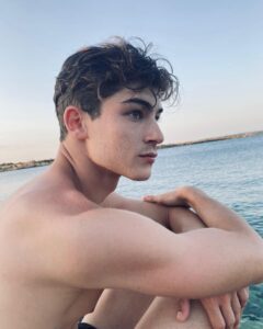 Federico Russo Most Liked Photos and Posts